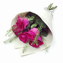 Букет цветов из:  Розы в Ленино Республика Крым