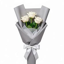 Букет 3 белые розы в Ленино Республика Крым
