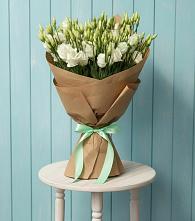 Букет цветов из:  Лизиантусы в Ленино Республика Крым