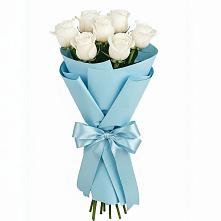 Букет 7 белых роз Проуд в Ленино Республика Крым