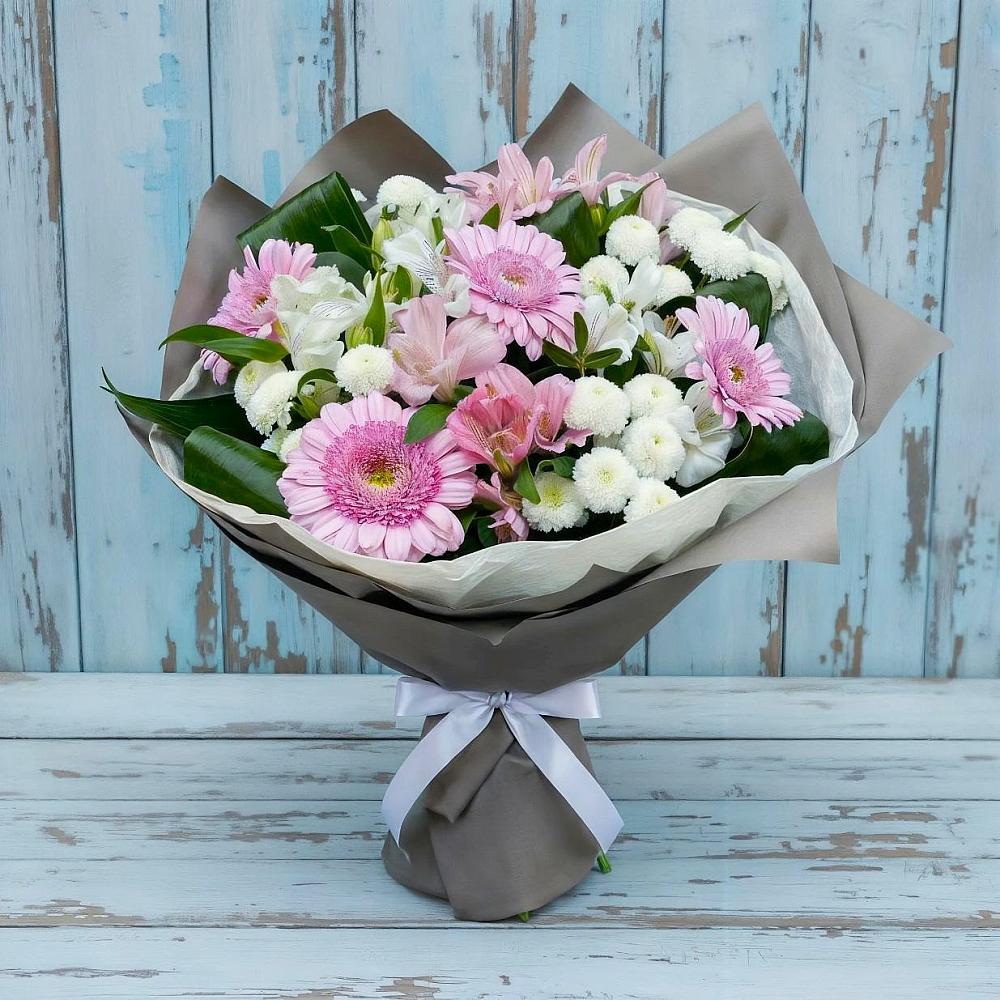 Букет цветов из: Герберы, Альстромерии и Хризантемы в Ленино Республика Крым