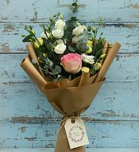 Букет цветов из:  Розы и Лизиантусы в Ленино Республика Крым