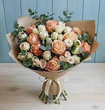 Букет цветов из:  Альстромерии и Розы в Ленино Республика Крым