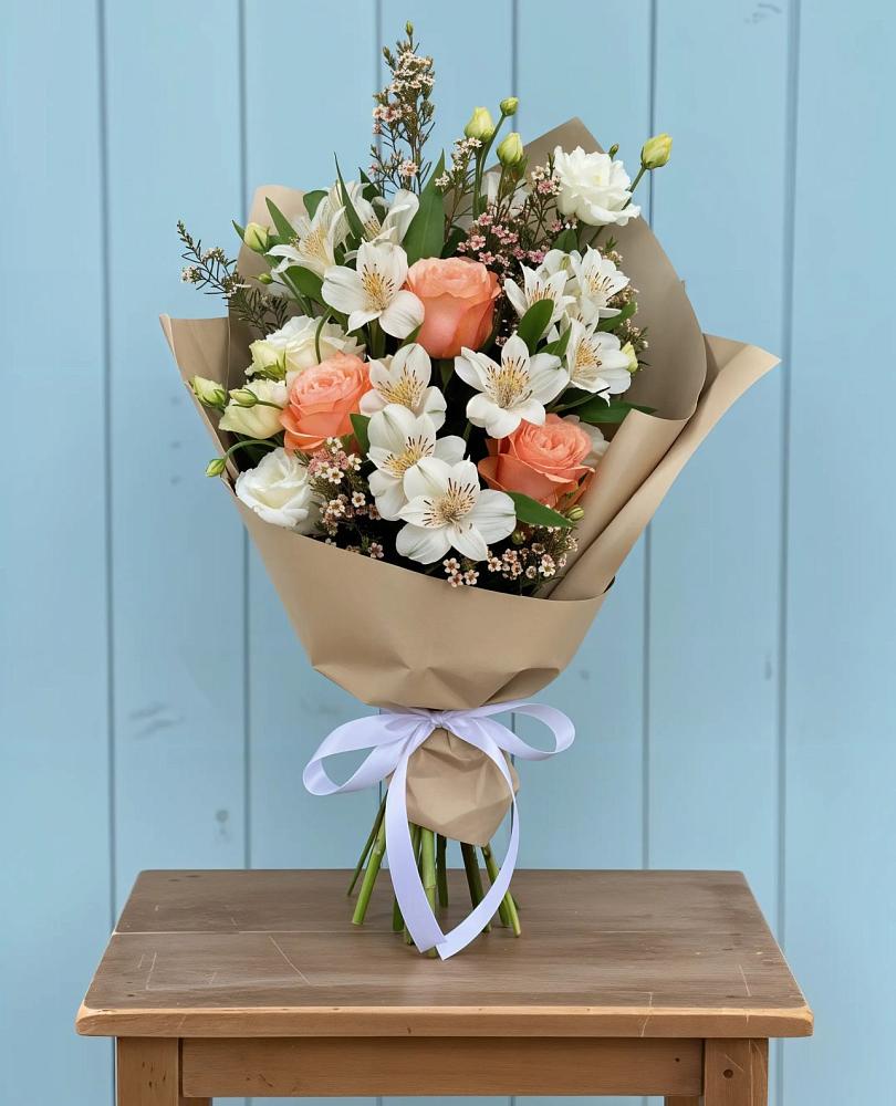 Букет цветов из: Альстромерии, Лизиантусы, Розы и Хризантемы в Ленино Республика Крым