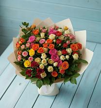 Букет Микс из разноцветных кустовых роз в Ленино Республика Крым